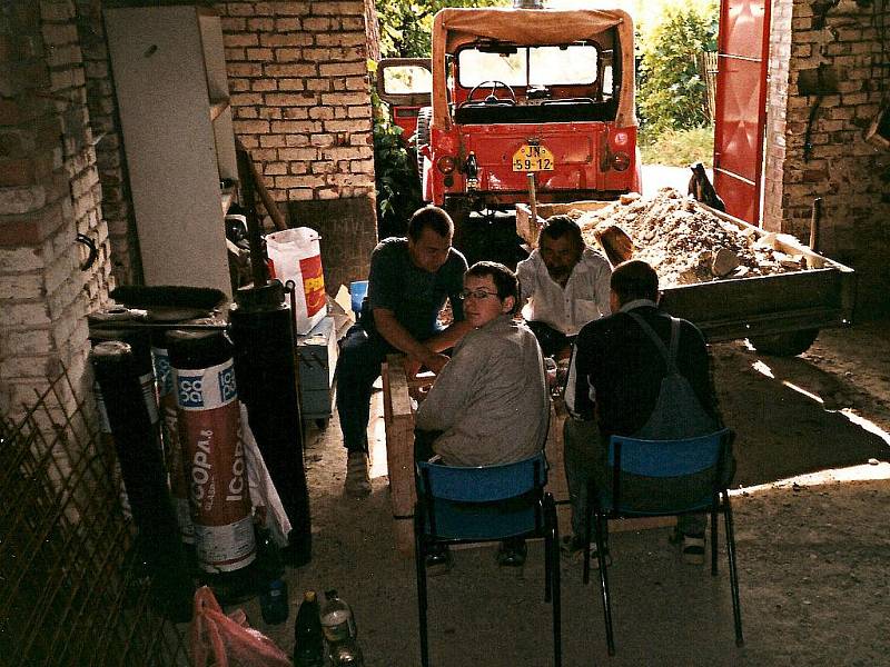 Sbor dobrovolných hasičů Malá Skála - Mukařov. Budování hasičárny.