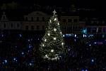 Vánoční strom v Jablonci v loňském roce.
