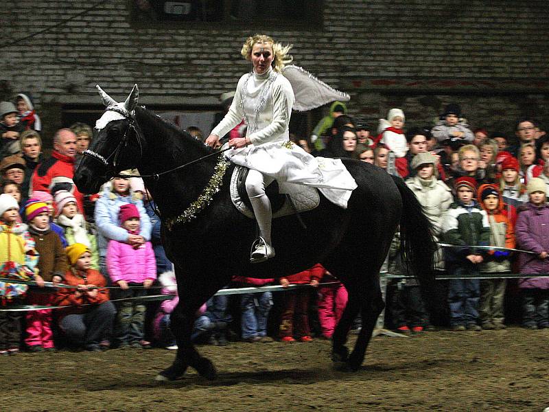 Mikulášská show jezdeckého oddílu TJ Nisa Jablonec.