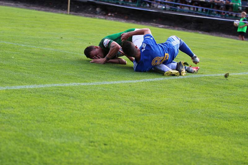 Po nevydařeném zápase MOL Cupu doma proti Varnsdorfu se musí hráči Hamrů rychle vzpamatovat a připravit se na sobotní duel proti Hlinsku. Začíná se v 10.15..