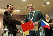 V neděli 14. srpna byla v Jablonci nad Nisou podepsána smlouva o spolupráci s čínským městem Beihai.