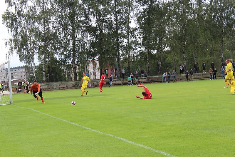 První a zároveň premiérový zápas domácích v divizi. FK Jiskra Mšeno - FK Čechie Výkáň 3:1 (1:0). V červených dresech FK Mšeno. Na zápas se přišlo podívat 150 diváků.