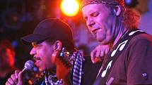 Španělsko–argentinská blues rocková skupina Vargas Blues Band se špičkovým kytaristou Javierem Vargasem v čele vystoupila v Klubu Na Rampě v Jablonci nad Nisou. 