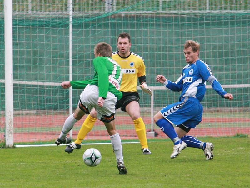 Malé derby si zahrála juniorka Baumitu proti sousednímu béčku Slovanu Liberec. Jablonec se raduje z první výhry v letošním ročníku ČFL.