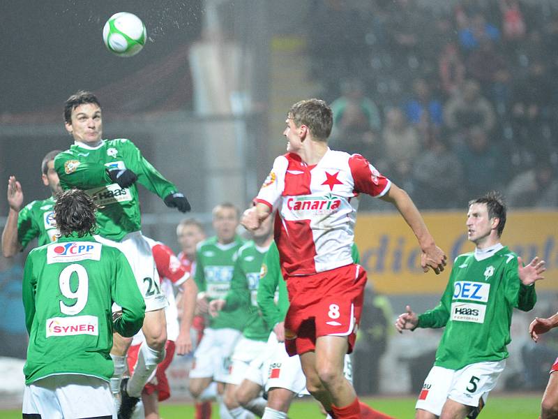Fotbalisté FK BAUMIT Jablonec prohráli doma se Slavií 1:2.