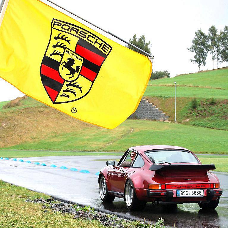 Letošní Porsche Classic Festival se uskuteční ve dnech 3. - 5. září a místem konání budou samozřejmě především Porscheho rodné Vratislavice nad Nisou.