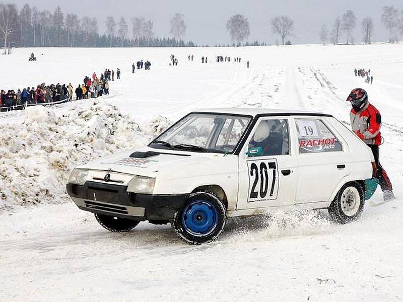 Krkonošský pohár v autoskijerinku zahájili v Jesenném