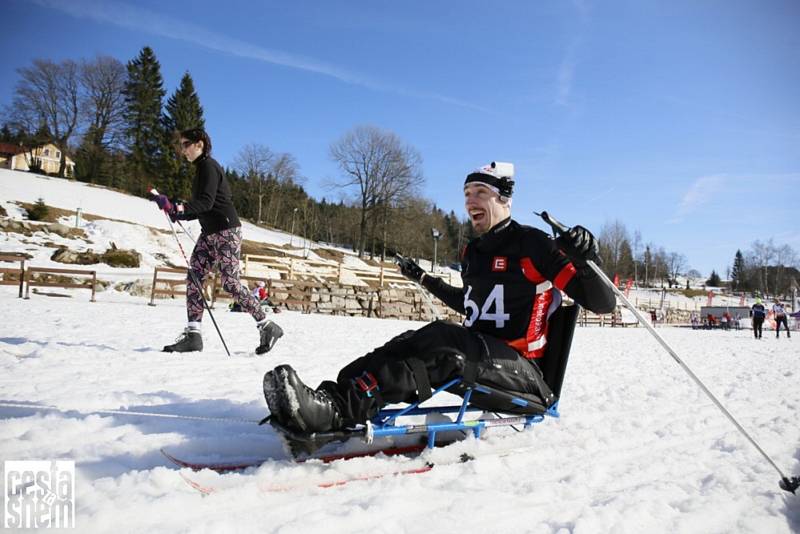 Handy kvadriatlon v Bedřichově v loňském roce. Pořádá jej Heřman Volf a Cesta za snem.