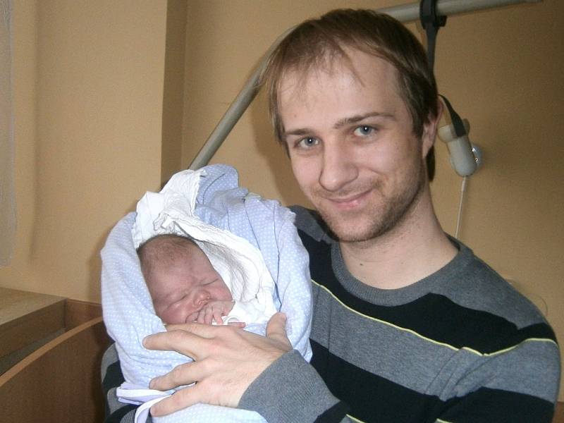 Štěpán Šimůnek se narodil Kateřině a Marcelovi Šimůnkovým z Jablonce nad Nisou 18.1.2015. Měřil 51 cm a vážil 4000 g.