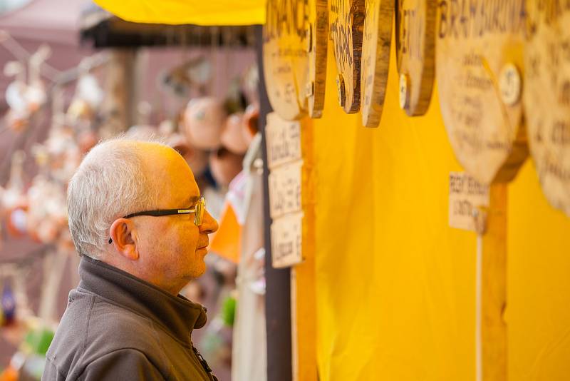 Velikonoční trhy v Jablonci nad Nisou nabízí tradiční pochoutky, originální dekorace i bohatý doprovodný program.