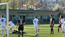 Ve velikonočním zápase I. B třídy východ stálo štěstí při domácích.Velké Hamry B - Držkov 3:2 (0:1)