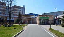 Jablonecká nemocnice zavírá pro návštěvy ortopedii a internu.