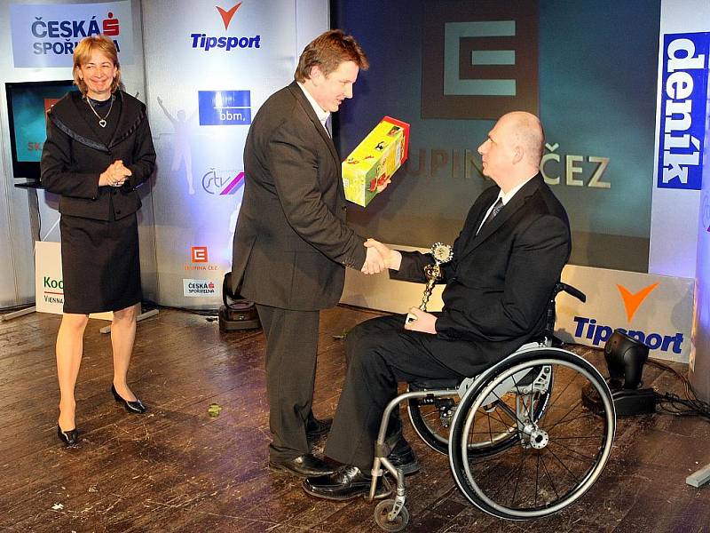 Nejlepší sportovec roku 2009 v Libereckém kraji. Kat. handicapovaný spor­tovec René Tauš stolní tenis.