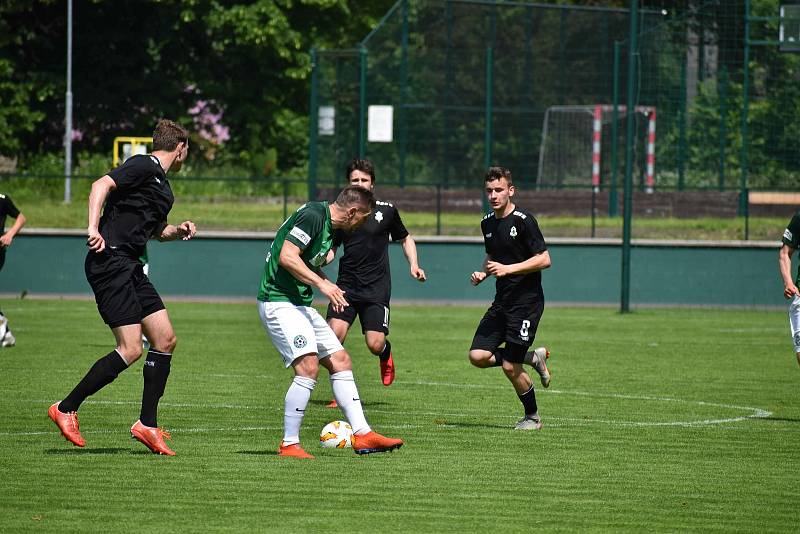 Fanoušci ve Velkých Hamrech se dočkali. Konečně se hrál zase fotbal. A k přípravnému utkání s domácím áčkem přijela rezerva FK Jablonec B.