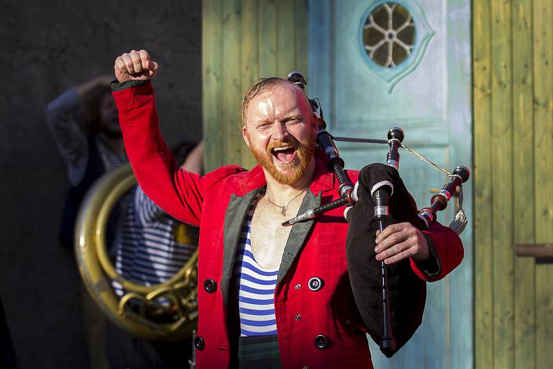 Cirkus nostalgie, ale také dílnu či výrobu dřevěné panny, to vše nabídla Muzejní noc 2017 v domě Josefa V. a Jany Schleybalových v Jablonci nad Nisou.