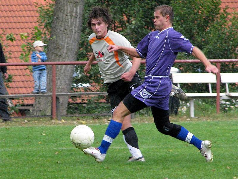 Fotbalisté Kokonína v šedém postoupili do semifinále Tipsport okresního poháru, když v úterý porazili Rychnov vysoko 5:1. V semifinále se Kokonín střetne s vítězem dvojice Lučany B – Jenišovice B.