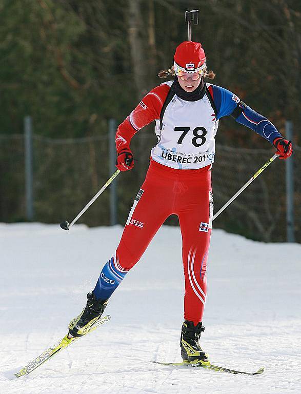 EYOWF 2011. Biatlon - dívky individuálně 10 kilometrů se jel v úterý v jabloneckých Břízkách. Dominika Zelinková (78) obsadila 32. místo.