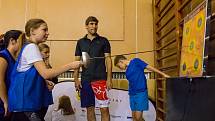 Děti ze Základní školy Pasířská měly výjimečný den. Přijel je navštívit olympionista David Svoboda, vítěz v moderním pětiboji z OH v Londýně v roce 2012.