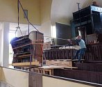 Varhany jsou rozebrány a již se v Německu začíná pracovat na jejich rekonstrukci.