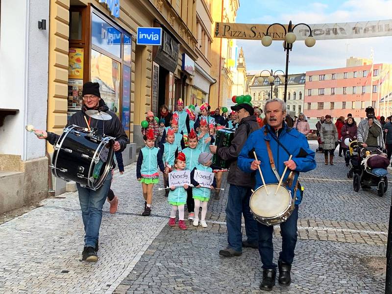 Jabloncem prošel masopustní průvod.