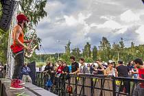 První ročník hudebního festivalu JBC Fest u přehrady v Jablonci nad Nisou proběhl loni v létě. Letošní ročník je naplánovaný na datum od 29. června do 1. července. Na snímku vystoupení kapely Skampida.