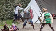 Cyrilometodějské slavnosti začaly 5. července na hradě Trosky. Slavnosti byly zahájeny příchodem věrozvěstů. Dále na návštěvníky čekala výuka cyrilice, ukázky šermu, pohanské tance a kejklíři a středověký jarmark.