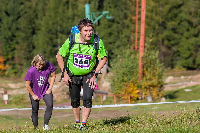 Up Hill Run, charitativní běh na podporu malého Matýska, se běžel v sobotu 30. září na sjezdovce Dobrá Voda v Jablonci nad Nisou.