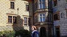 Mirek Dolanský.  Komnaty na zámku Frýdlant zná jak své boty. Několik let tu dělal průvodce, nyní se na hrady a zámky vrací s projektem historických hostin. 