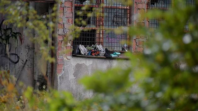 Bývalou teplárnu v Jablonci okupují bezdomovci, majitel připravuje demolici  - Jablonecký deník