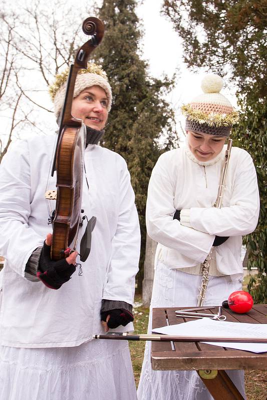 Venkovní představení Vánoční hry aneb O tom slavném narození.