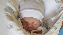 PATRIK BOGACZ se narodil v pondělí 23. října mamince Marii Bogaczové z Železného Brodu.  Měřil 49 cm a vážil 3,10 kg.