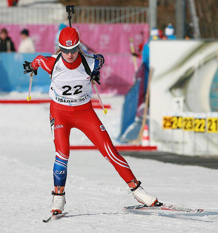 EYOWF 2011. Biatlon - dívky individuálně 10 kilometrů se jel v úterý v jabloneckých Břízkách. Kristýna Černá (22) doběhla z českých závodnic nejlépe a skončila na 8. místě. 