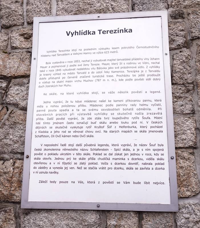 Výlet na vyhlídku Terezínka nad Tanvaldem.