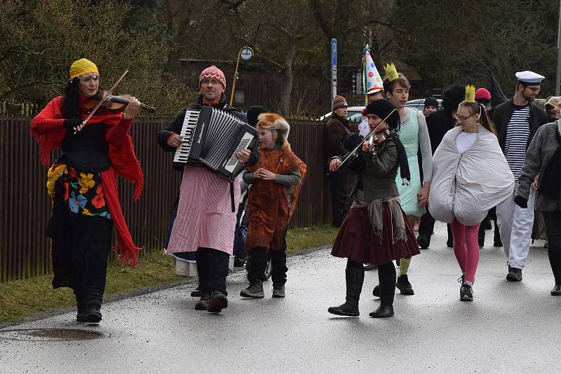 Masopustní veselí ovládlo i Malou Skálu.