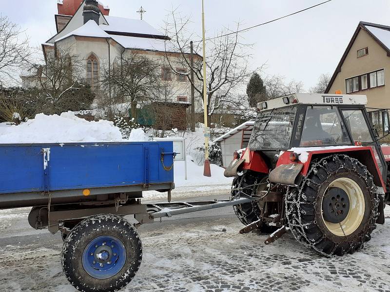 Horní Branná, obec, za jejímiž posledními domy leží okres Trutnov. Ten o půlnoci ze čtvrtka 11. února na pátek 12. února rozhodnutím vlády vstoupí do izolace.