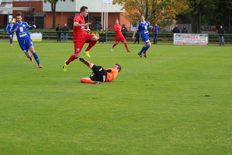 DIVIZE C: Mšeno A - Kokonín 3:5 (1:1). Mšeno - červené dresy.