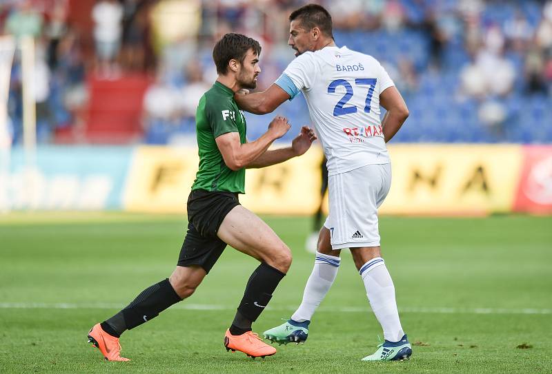 Utkání 1. kola první fotbalové ligy: Baník Ostrava - FK Jablonec, 23. července 2018 v Ostravě. (vlevo) Hovorka David a Milan Baroš.