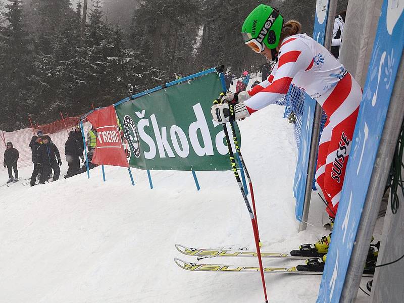 Zimní evropský olympijský festival mládeže 2011. Obří slalom žen na Ještědu. 