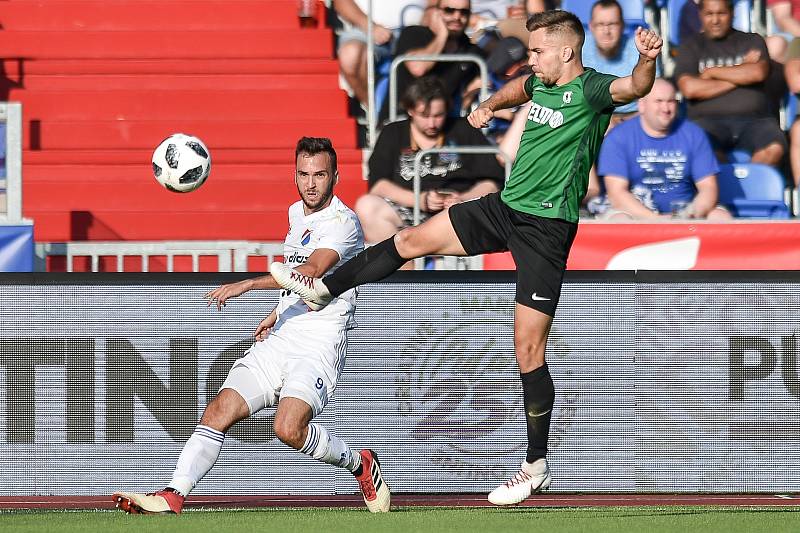 Utkání 1. kola první fotbalové ligy: Baník Ostrava - FK Jablonec, 23. července 2018 v Ostravě. (vlevo) Lukáš Pazdera a