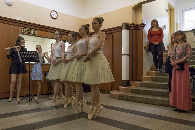 Festival Tanvaldské hudební jaro byl slavnostně zahájen za účasti italské klavíristky Eloisy Cascio.