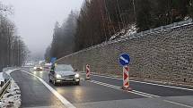 Nová opatření na křižovatce silnic I/35 a I/65 zvané Rádelský mlýn.