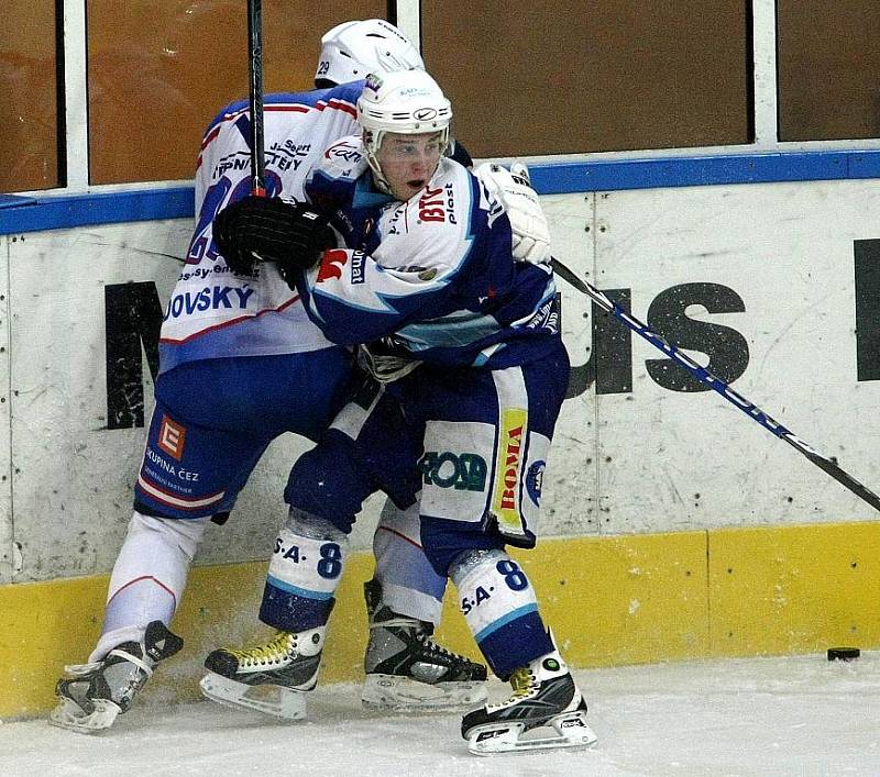 Mistrovské utkání II. ligy ledního hokeje mezi HC Vlci Jablonec a HC Děčín.