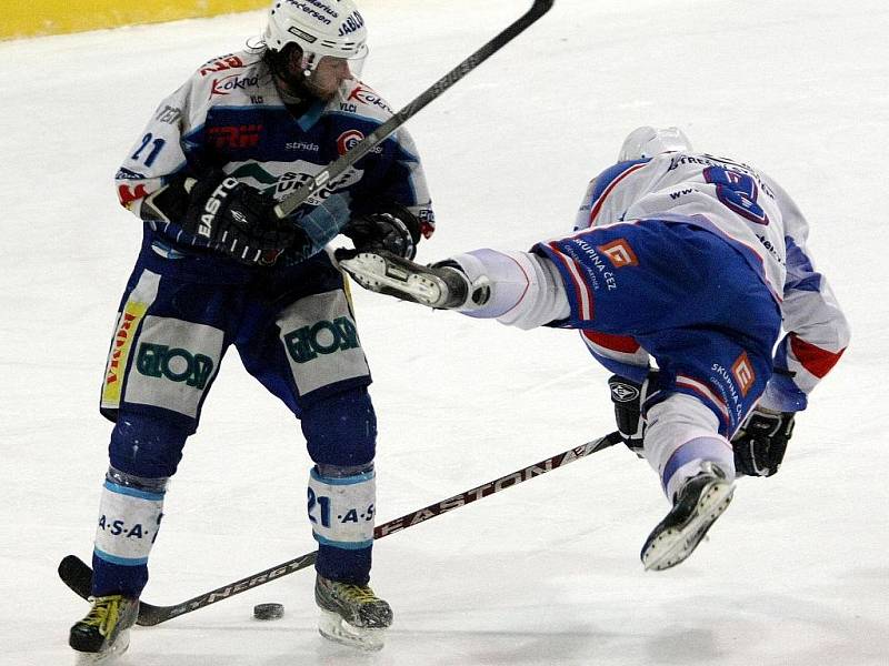 Mistrovské utkání II. ligy ledního hokeje mezi HC Vlci Jablonec a HC Děčín.