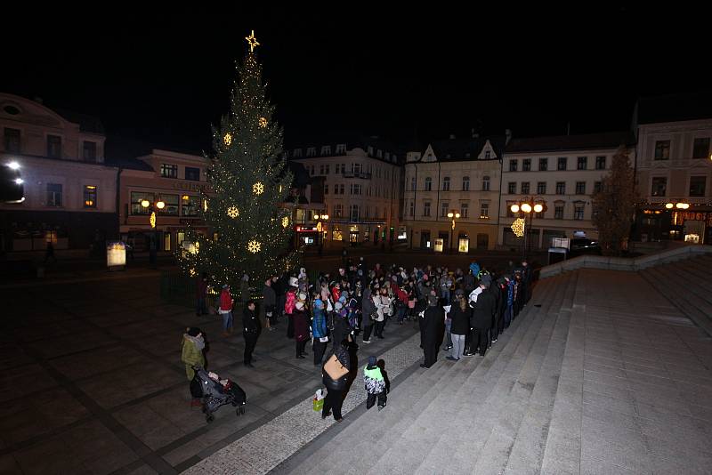 Jablonecko zpívalo koledy s Deníkem.