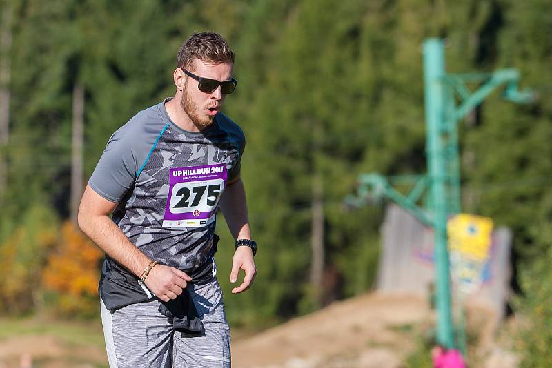 Up Hill Run, charitativní běh na podporu malého Matýska, se běžel v sobotu 30. září na sjezdovce Dobrá Voda v Jablonci nad Nisou.