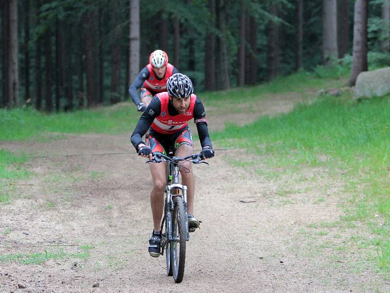 Jablonec o víkendu hostil mistrovství republiky v biatlonu na horských kolech. 
