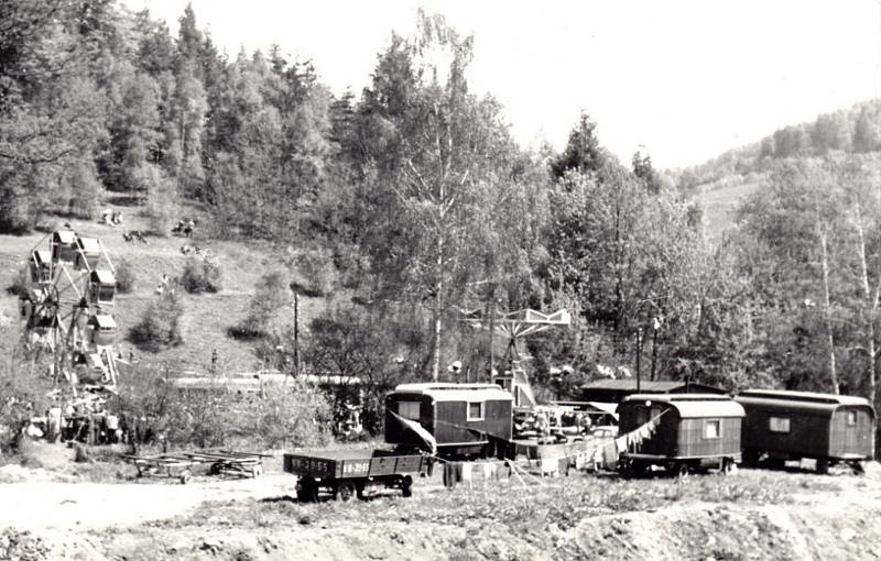 Obec Desná v Jizerských horách. Historické fotografie.