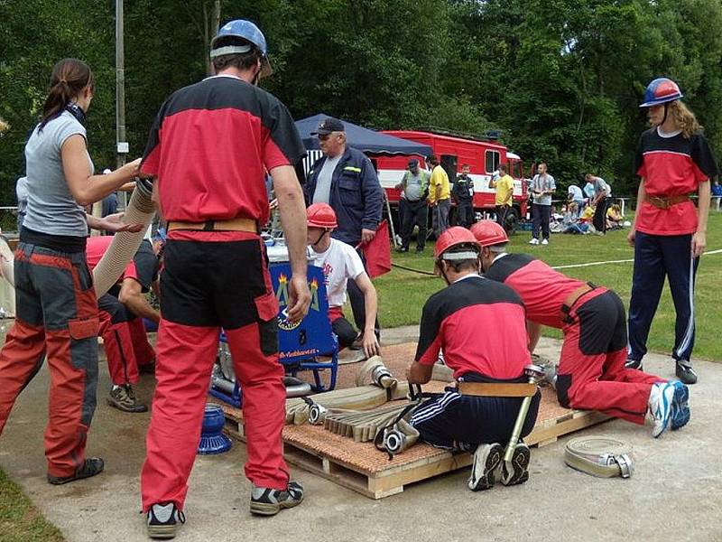 Sbor dobrovolných hasičů Vlastiboř. Soutěž v Košťálově 2008.