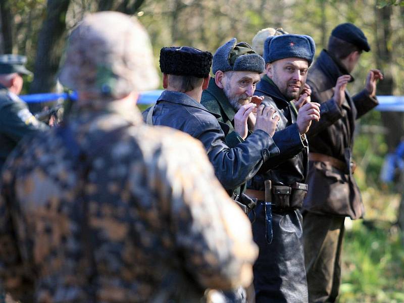 Na sobotu 22. října připravilo Muzeum obrněné techniky na Smržovce celodenní akci pro veřejnost. Součástí programu byla také ukázka bitvy s názvem Partyzánské Bělorusko.