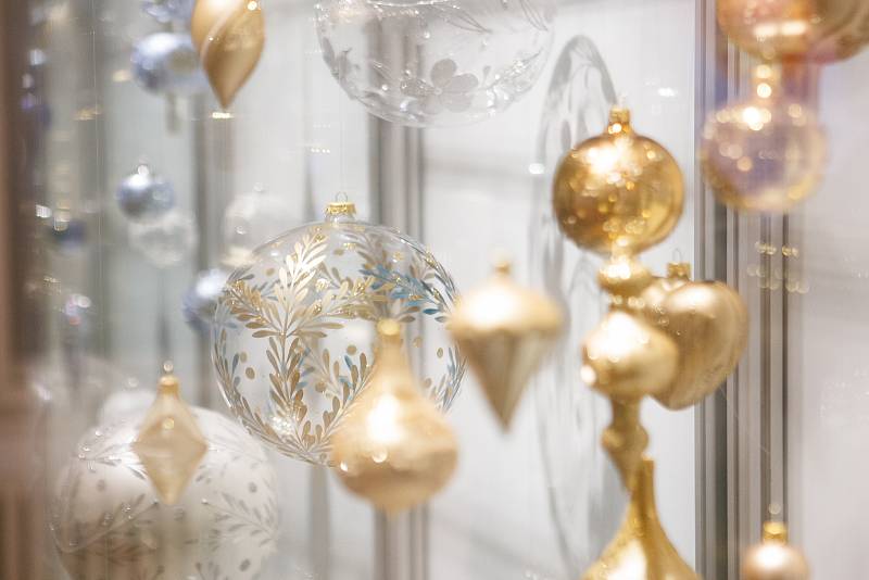 Výstava s názvem Současné české vánoční ozdoby v Muzeu skla a bižuterie v Jablonci nad Nisou.